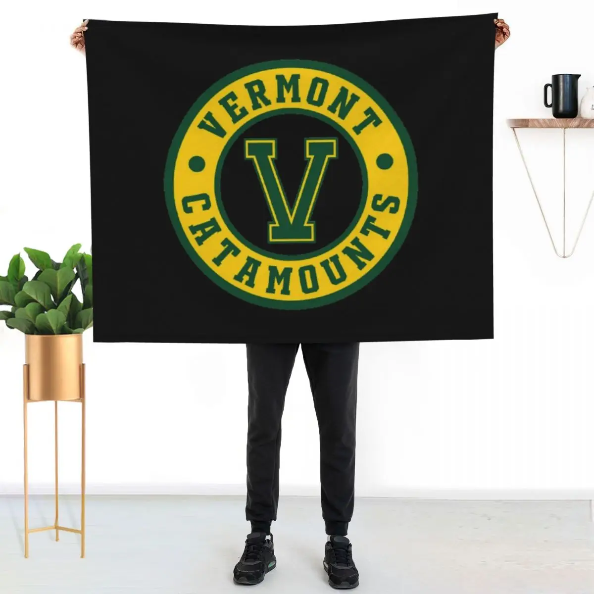 

University of Vermont - UVM - Catamounts Throw Blanket Year Round Soft Comfortable Blanket for Home