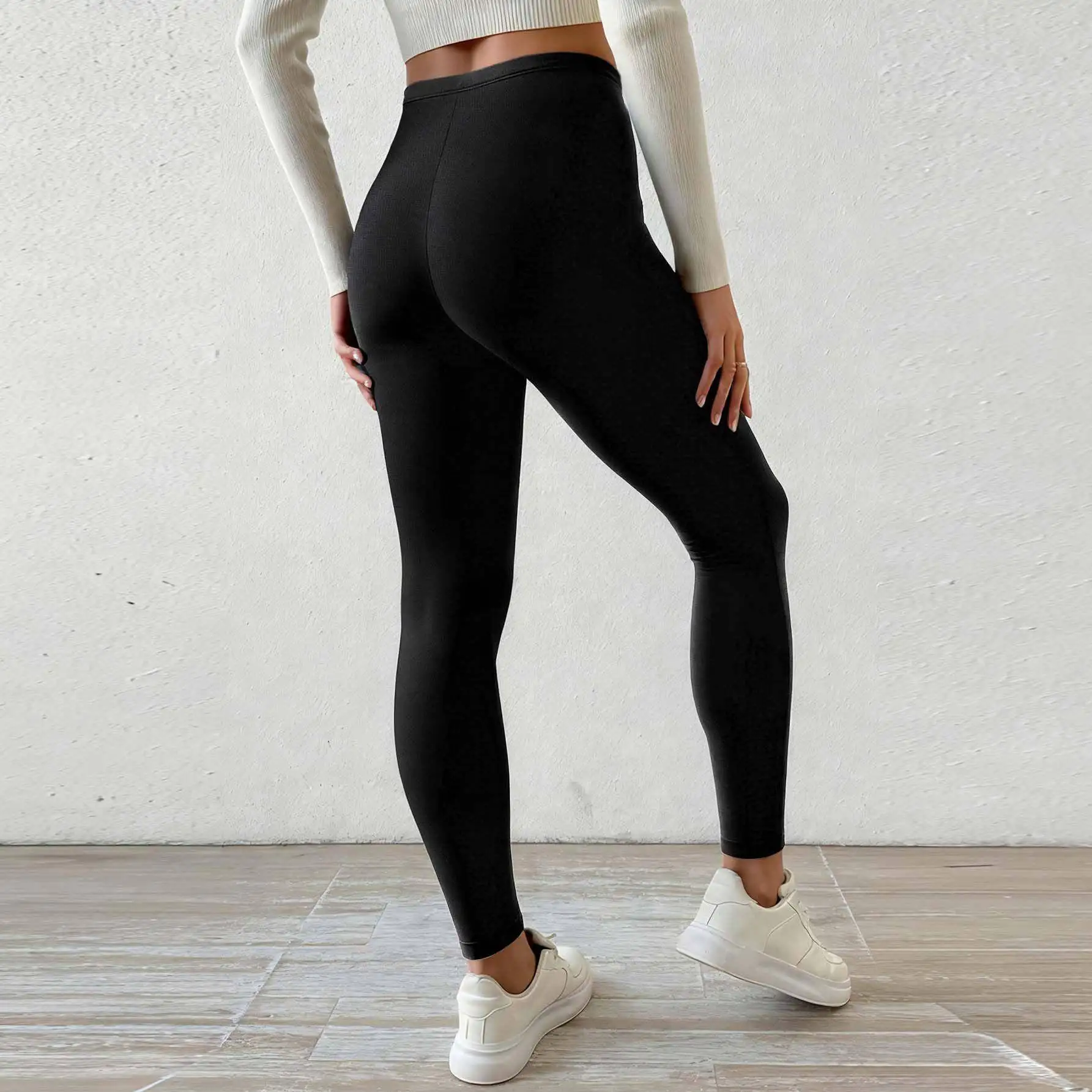 Warm Fleece Lined Sports Leggings Windproof Autumn Winter Women's Trousers Outerwear Pants Breathable Comfortable Base Layer