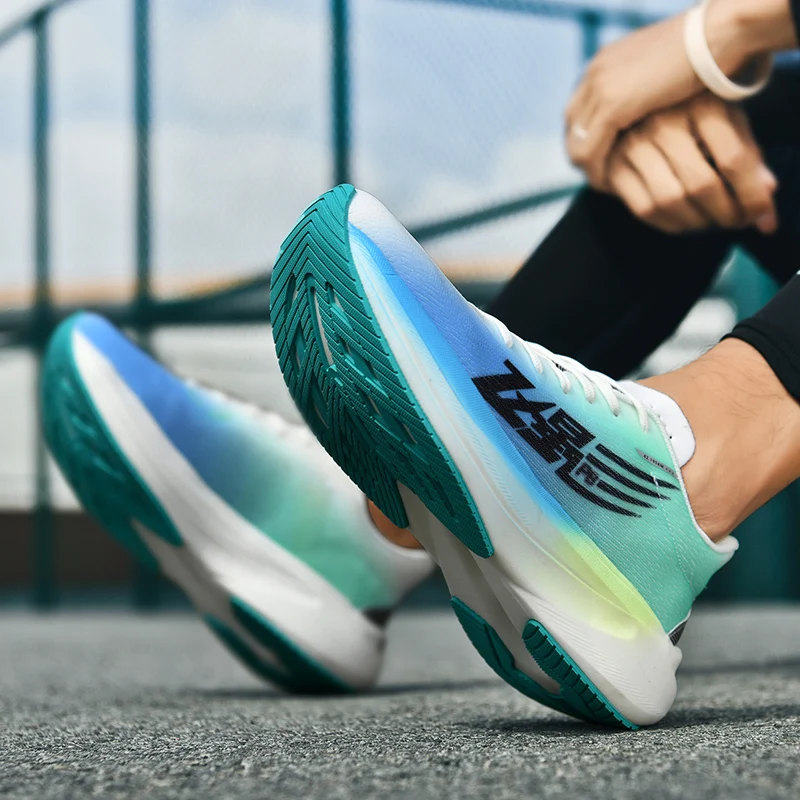 Fashion Casual Men's Shoes Non-slip Wear-resistant New Wave Outdoor Running Soft Bottom Comfortable Women's Sneakers
