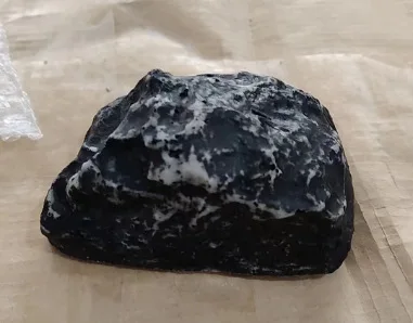 Stone Key Box Simulation Outdoor Courtyard Hidden Door Key Box Small Stone Resin Stone Shape Hidden Home Accessories - Image 6