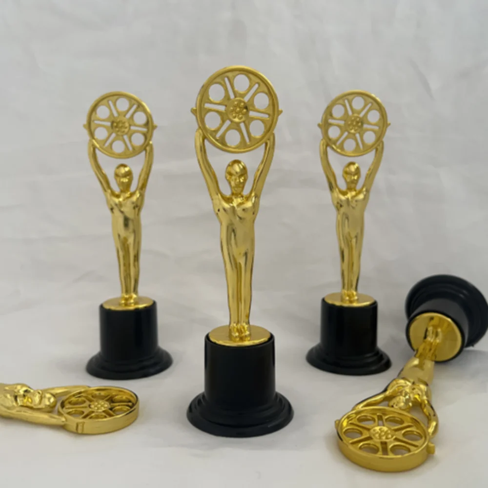 1/2/5/10pcs Plastics Golden Award Trophy Handmade Statue Small Golden Figurine Craft Souvenirs Retro Ornaments