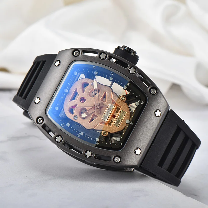 Luxury Quartz Wristwatch Men's Automatic Watch for Man Mechanical Men Gold Watches Hollow Space Casual Trend Luminous Waterproof