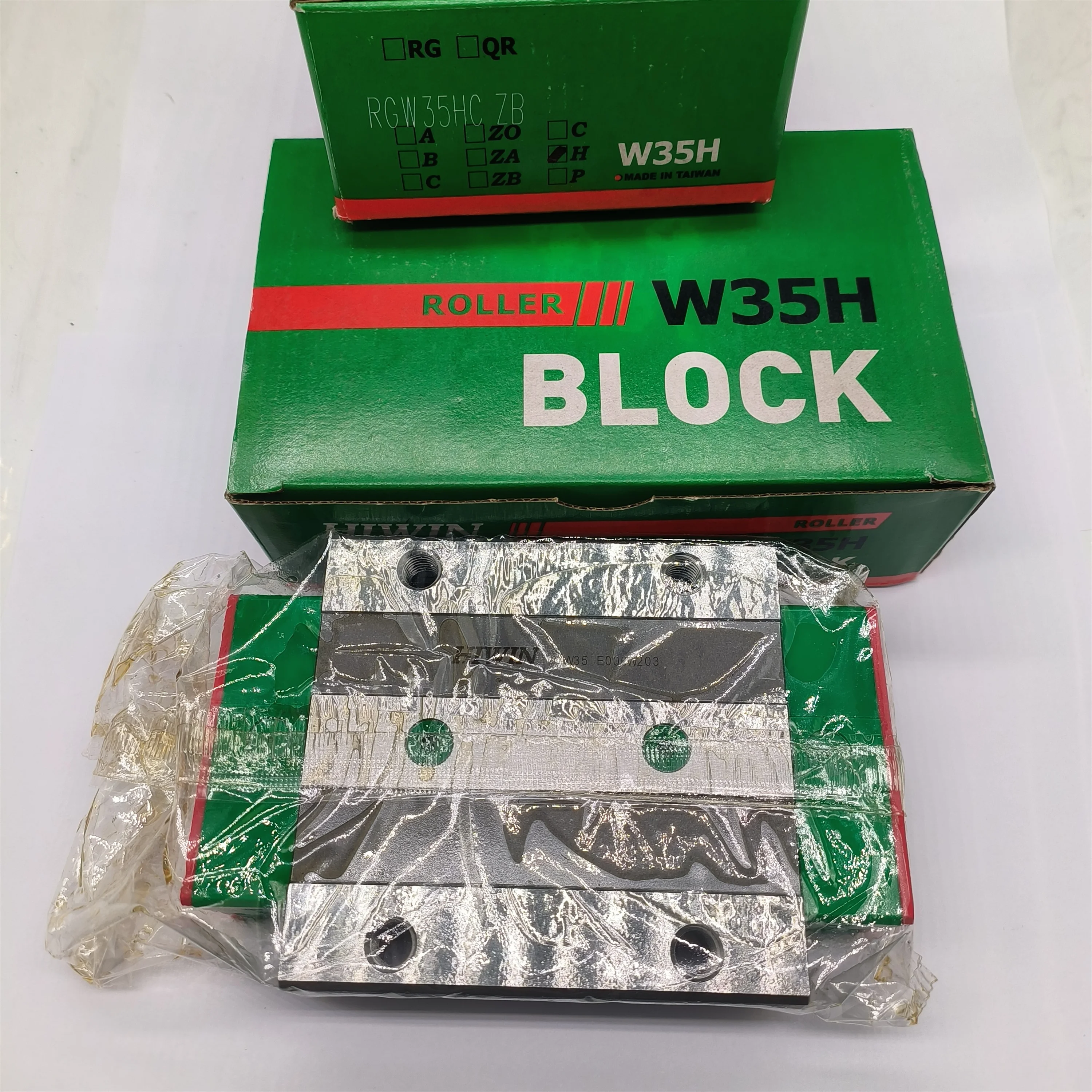 Original HIWIN Linear Guide Block RGW25HCC RGW25HCZAH RGW25HC