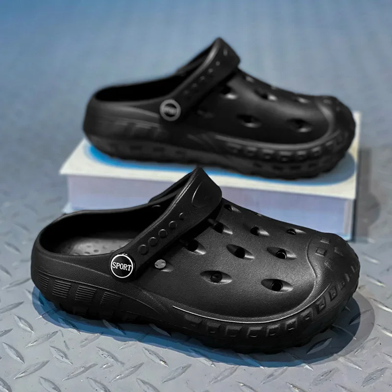 Boys and Girls Hole Shoes Summer Non-Slip Outdoor Sandals Closed Toe Shit Feeling Beach Slippers Thick Bottom Soft Bottom