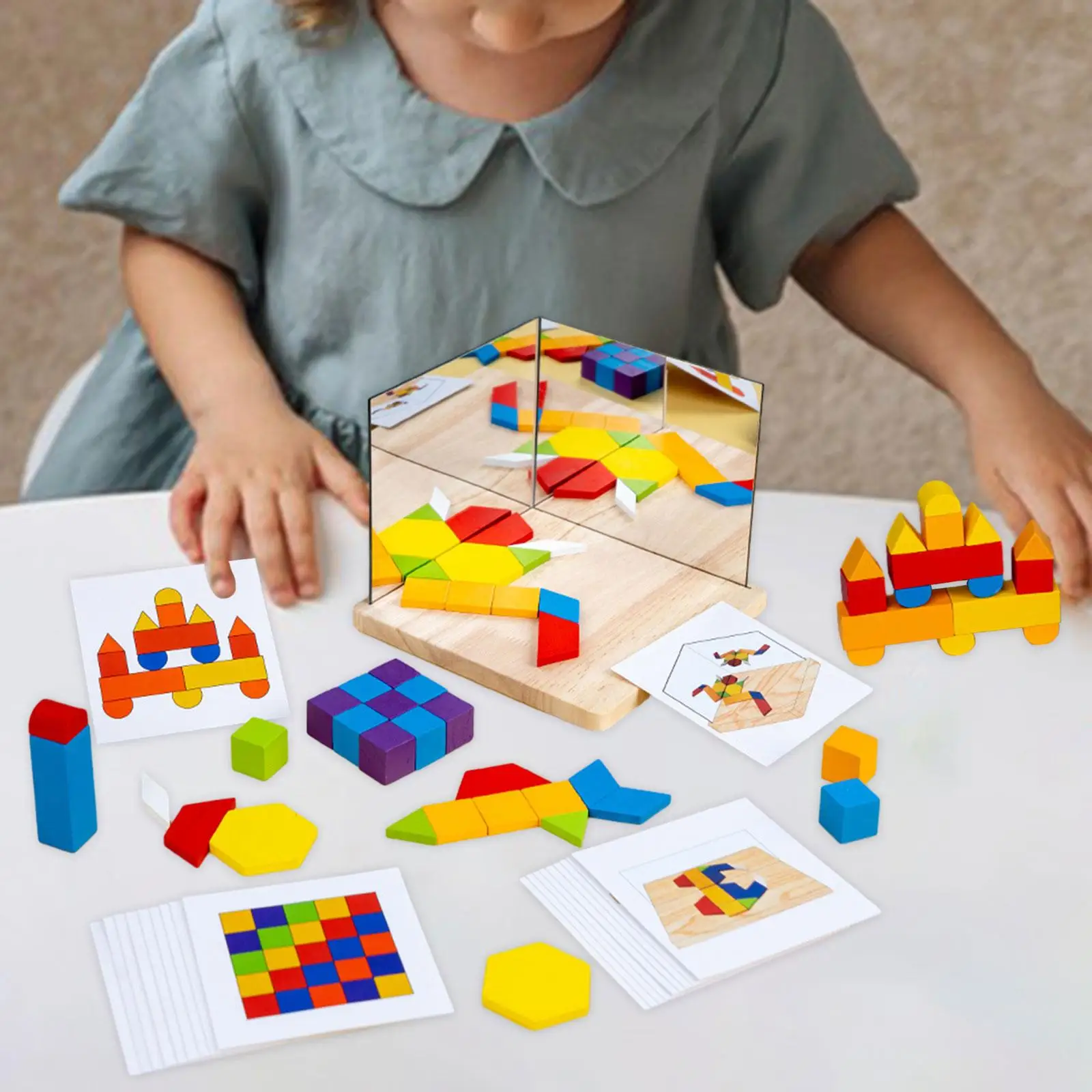 Giochi puzzle con immagini a specchio Giocattoli Montessori Blocchi di immaginazione spaziale Giocattoli educativi precoci per età 4 5 6 Regali per le vacanze delle ragazze