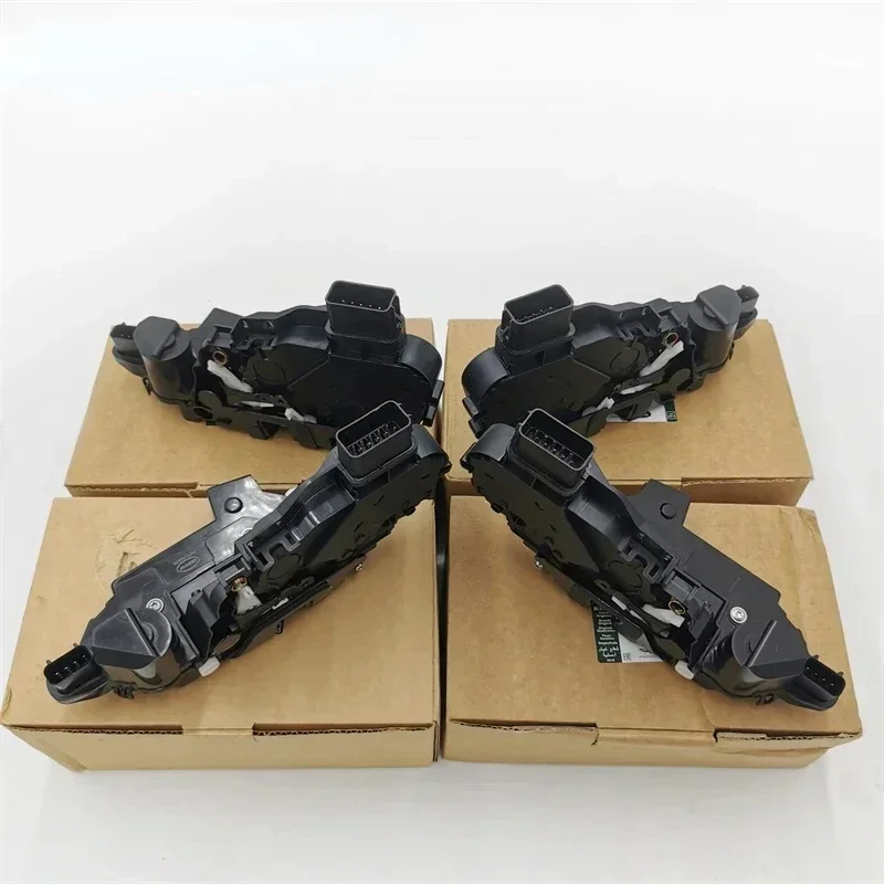 

KEYLESS ENTRY LH RH Door Latch Actuator For Freelander 2 Evoque Discovery Range Rover Sport LR091345 LR091351 LR091525 LR091526H