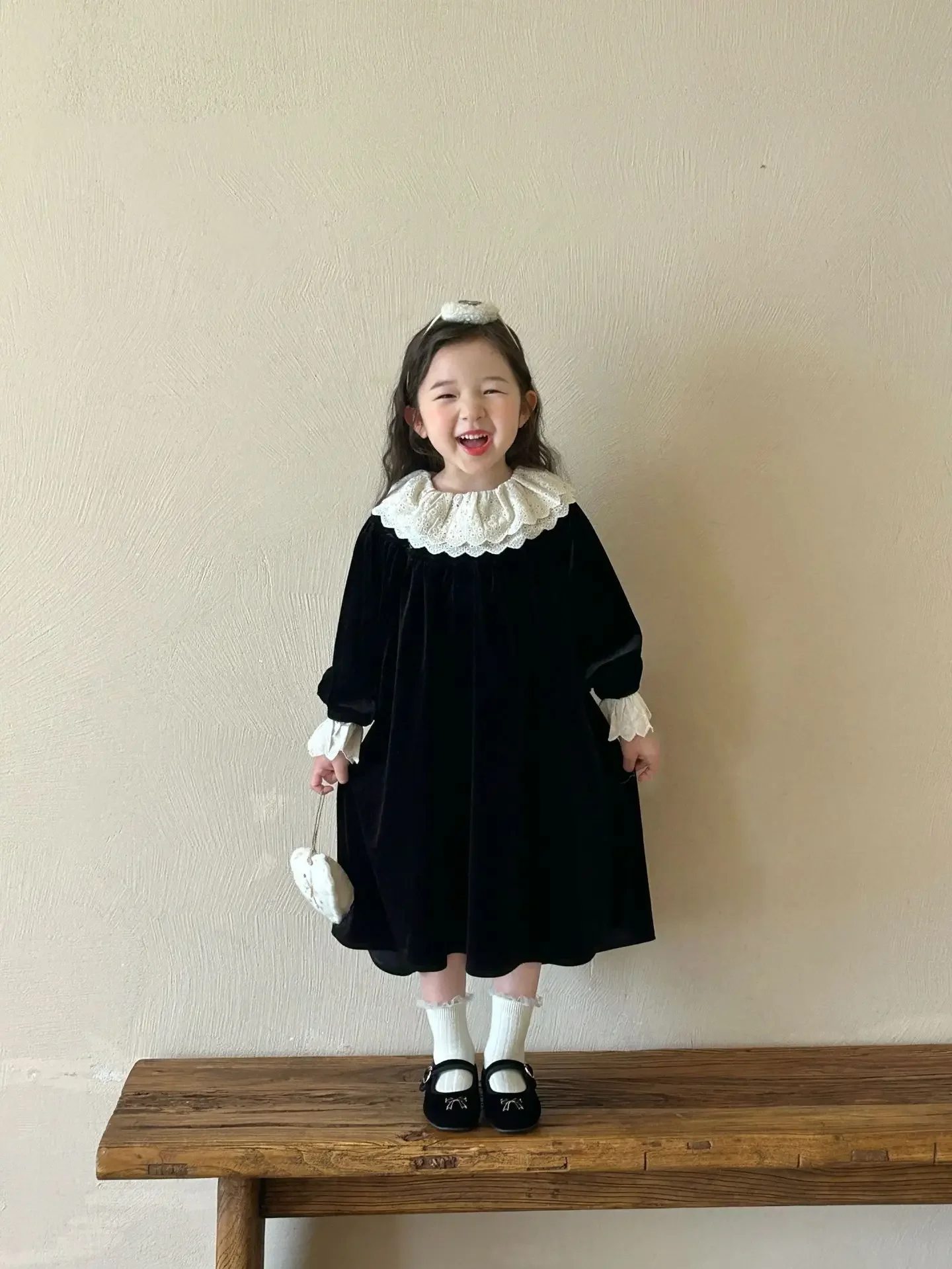 Girls Dress 2024 Autumn New Childrens Wear Korean Style Girl Baby Lace Velvet Princess Dress Casual and Simple Disposition