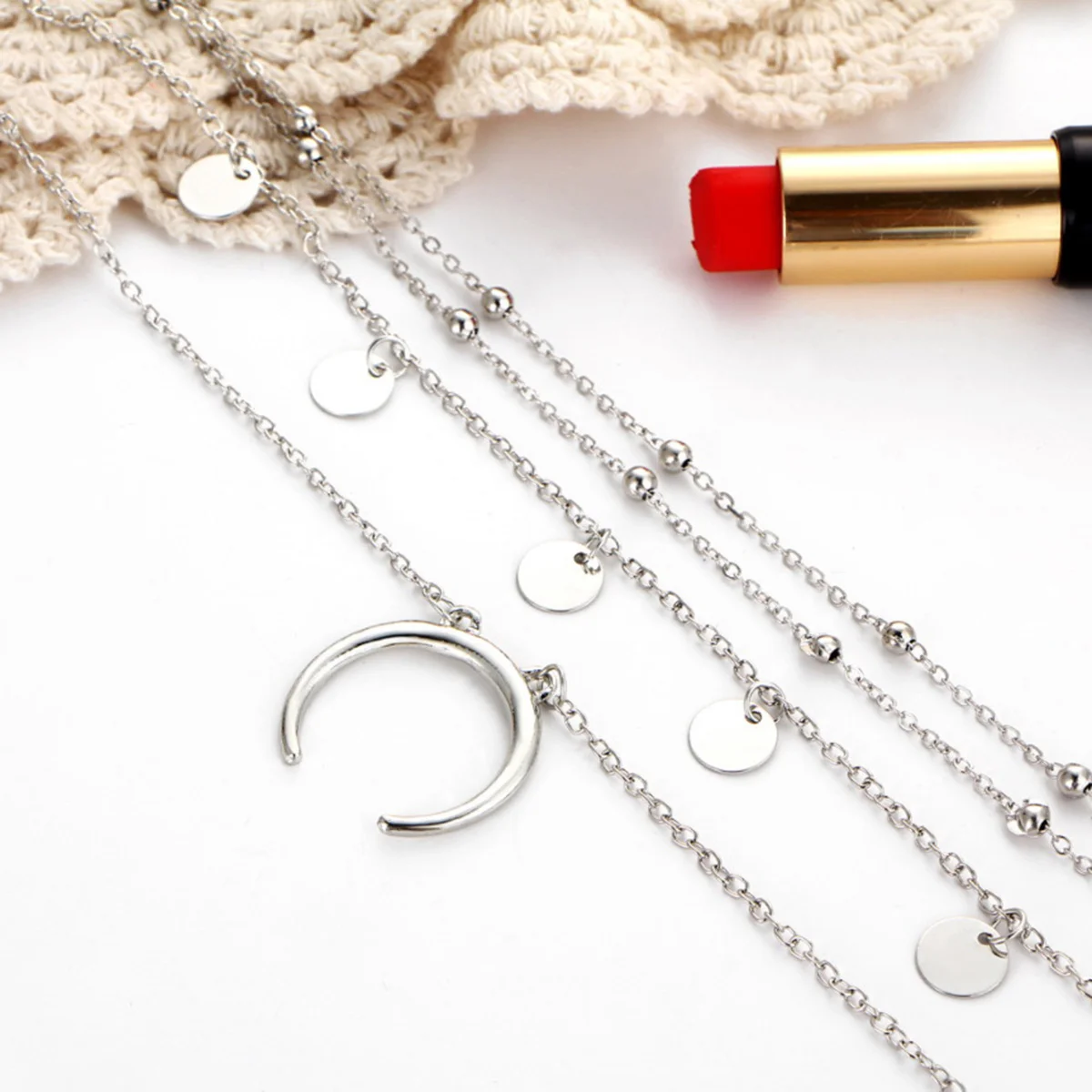 

Multi-Layer Silver Moon Necklace Durable Elegant Pendant for Birthday Party Dinner Special Occasion Jewelry Gift Women