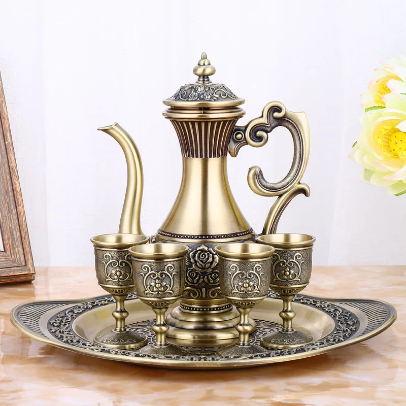 Metal Baijiu wine set, high-end living room ornament, large-capacity Baijiu wine glass six-piece gift box