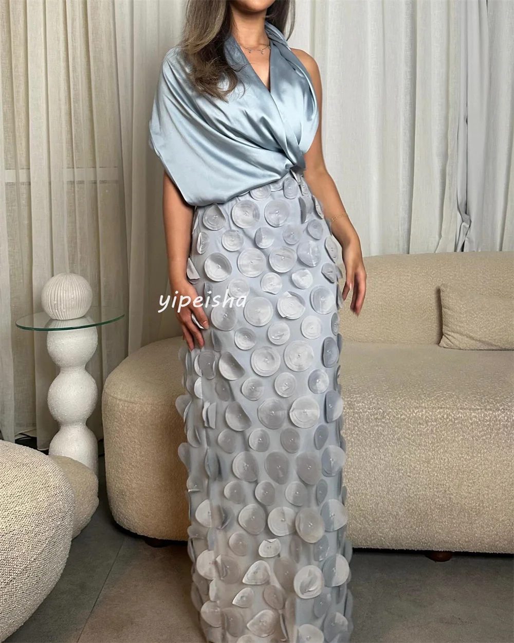 Customized Fashion Sizes Available Satin Pleat Applique Straight Halter Long Dresses Evening Dresses Matching High Quality Casua