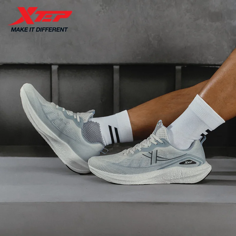 

Мужские кроссовки Xtep, легкая спортивная обувь на подошве, амортизирующая поддержка, мягкие кроссовки для бега с отскоком 876219110008