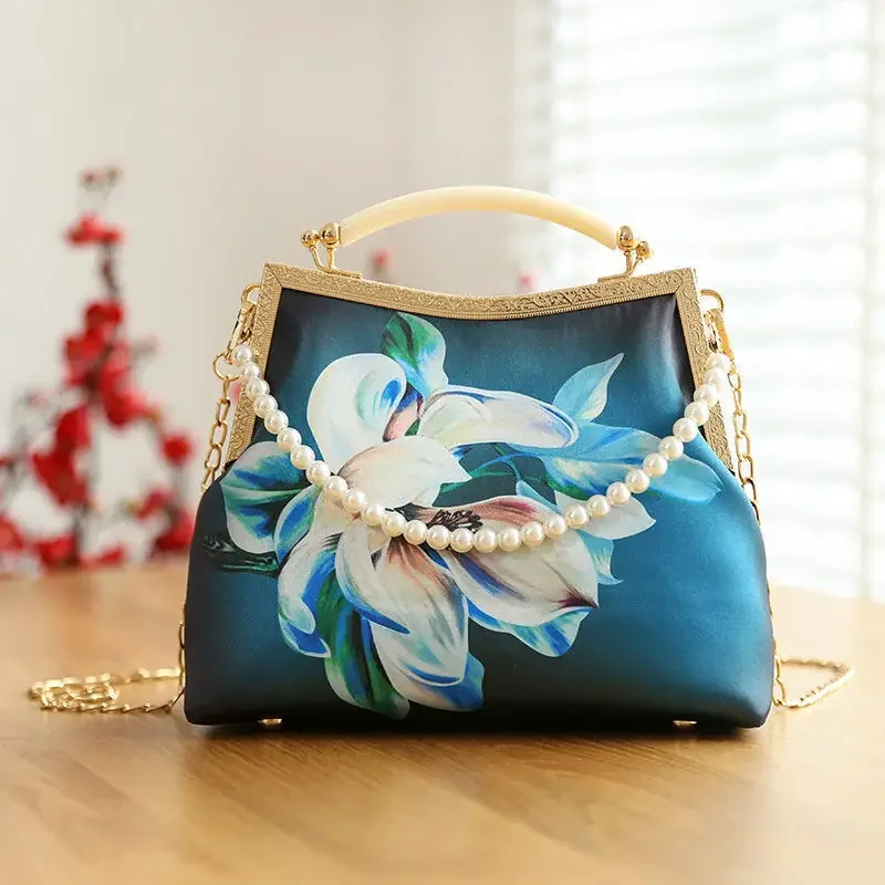 

Luxury Evening Clutch Bag for Women Bride Wedding Clutch Purse Chain Shoulder Bags Small Shell Party Handbag Vintage Handle Tote