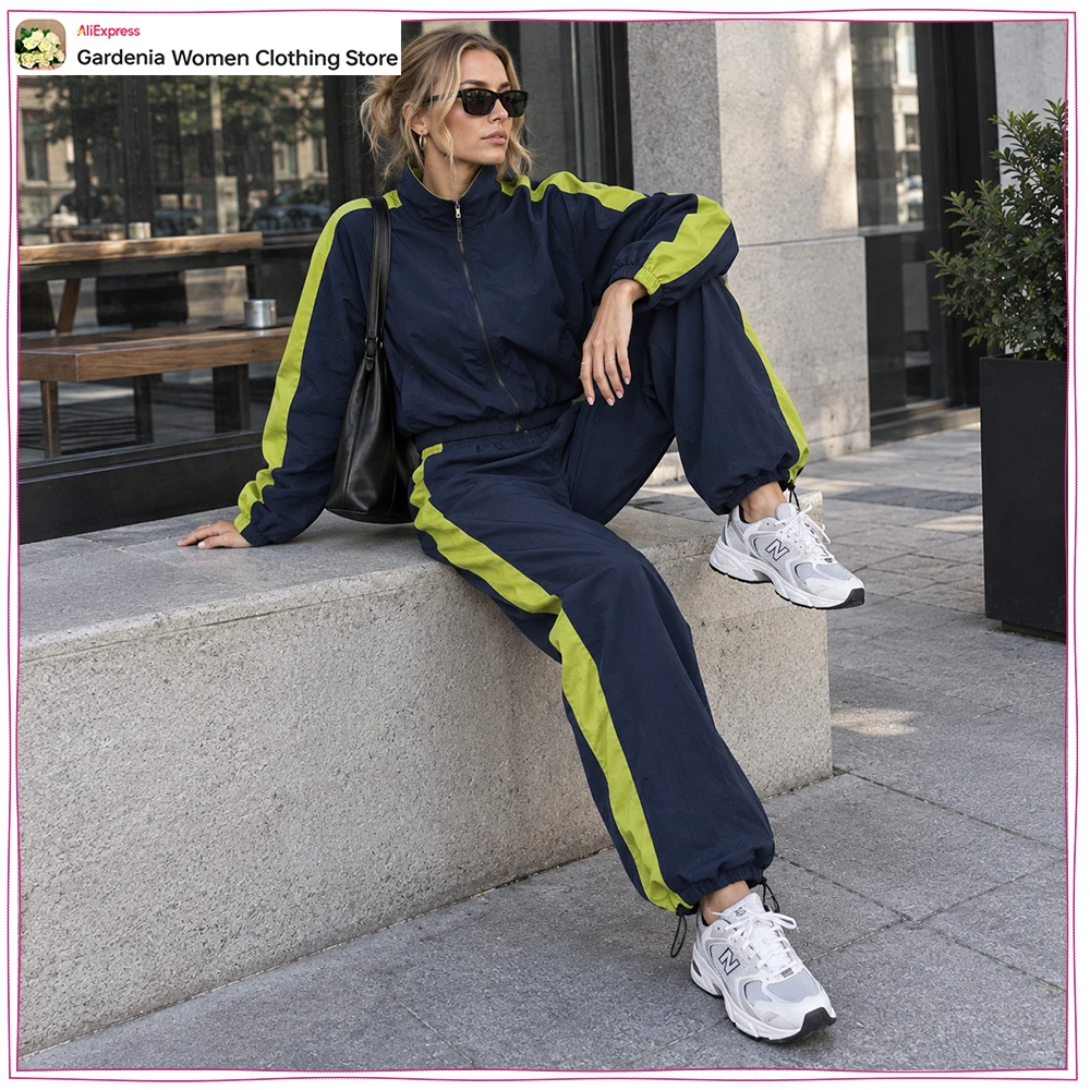 Women's Contrast Side Stripe Pant Sets Sports Two Piece Sets High Neck Side-stripe Zippered Jacket Matching Elastic Waist Pants