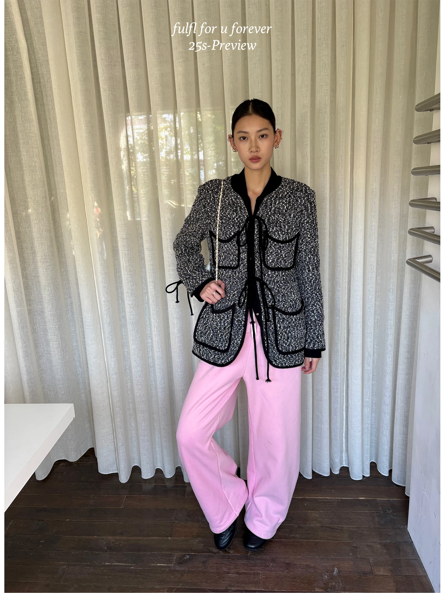 

Ретро-жакет для женщин: новинка осенне-зимнего сезона, с круглым вырезом, поясом и декоративными элементами, в стиле французской моды, из полиэфирного волокна.