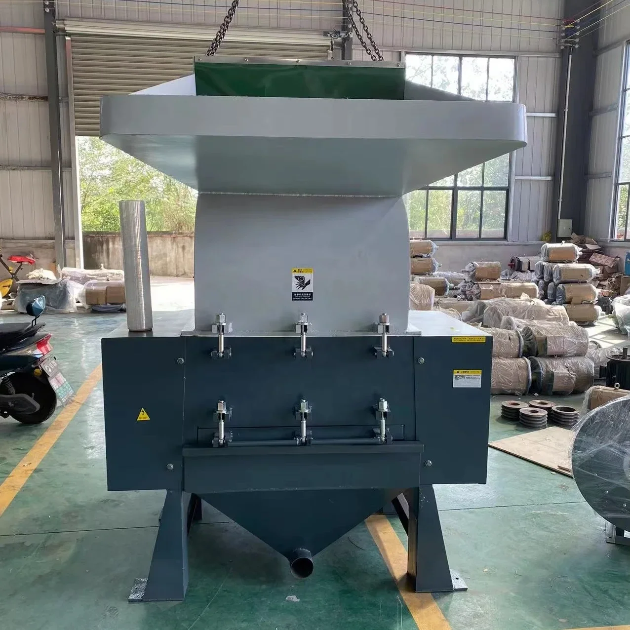 new plastic crushing machines Waste Recycling Crushing Machine plastic recycle crushing machine