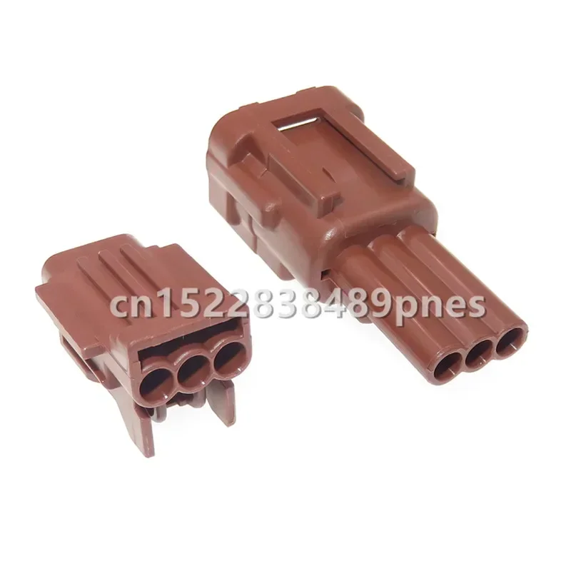 3 Pole 7183-7771-80 7282-7771-80 Sealed Auto Wiring Harness Socket For Trunk Lid Nissan