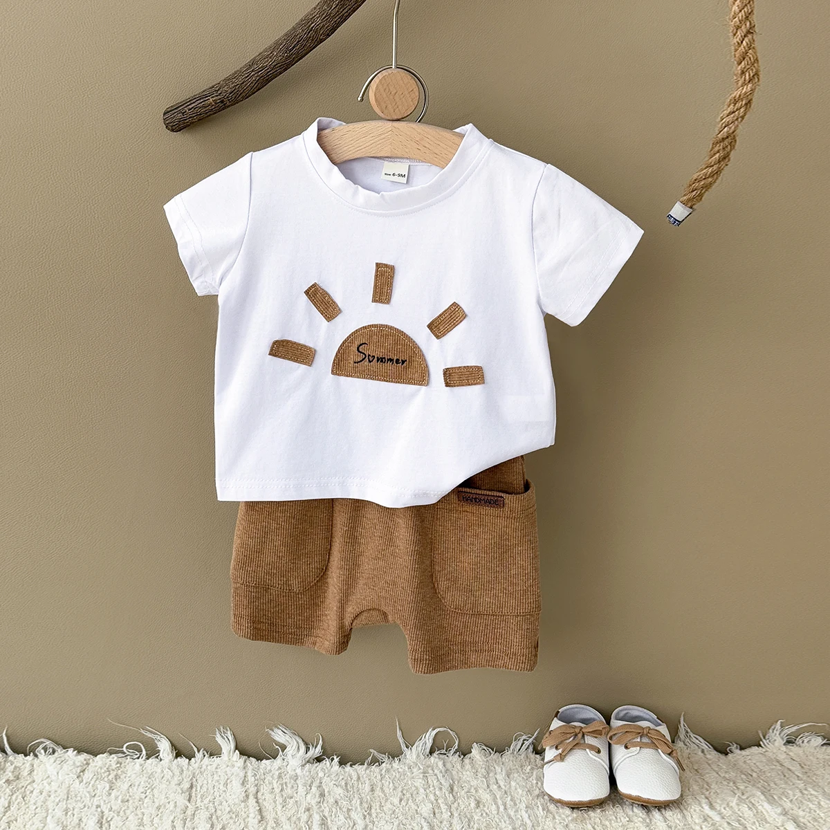 Summer Baby Set Sun Patch Fabric Round Neck Short Sleeved Shirt Brown Pocket Design Sports Shorts Baby Clothing 0-3Y