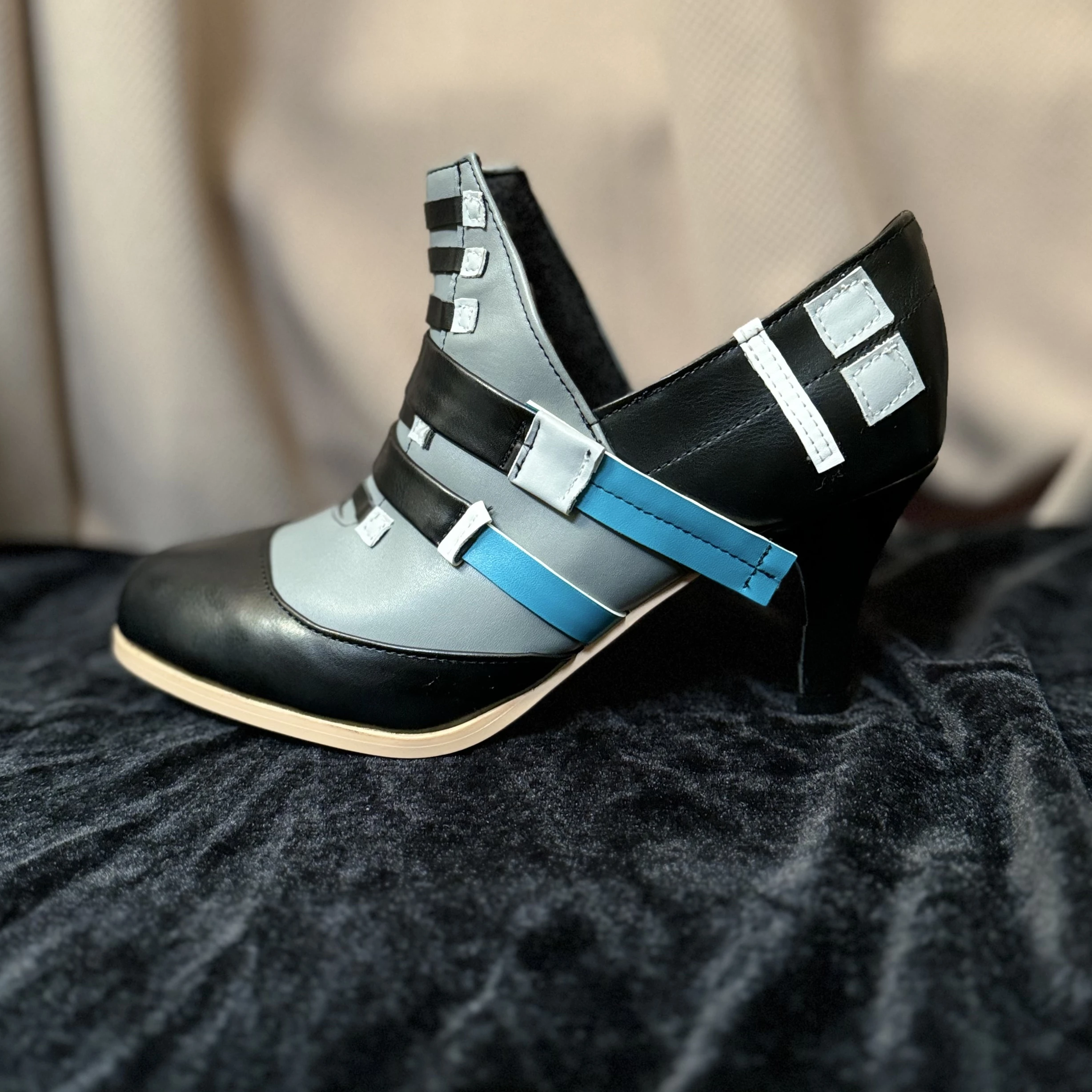 Game Zenless Zone Zero Tsukishiro Yanagi Cosplay Shoes High Heeled Shoes For Halloween Carnival Tsukishiro Yanagi Role Play