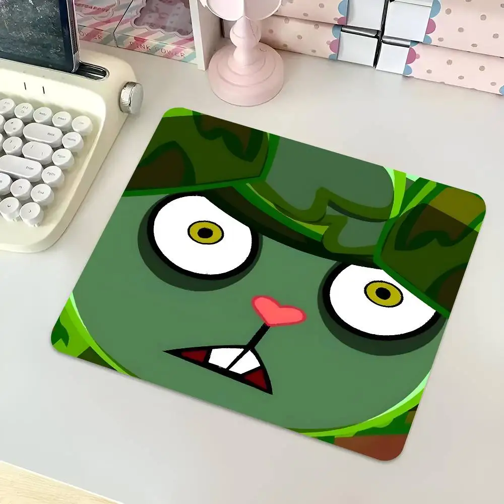1pc Funny Anime H-Happy Tree Friends Small Mousepad Keyboard Pad Laptop Cushion Non-slip Deskpad
