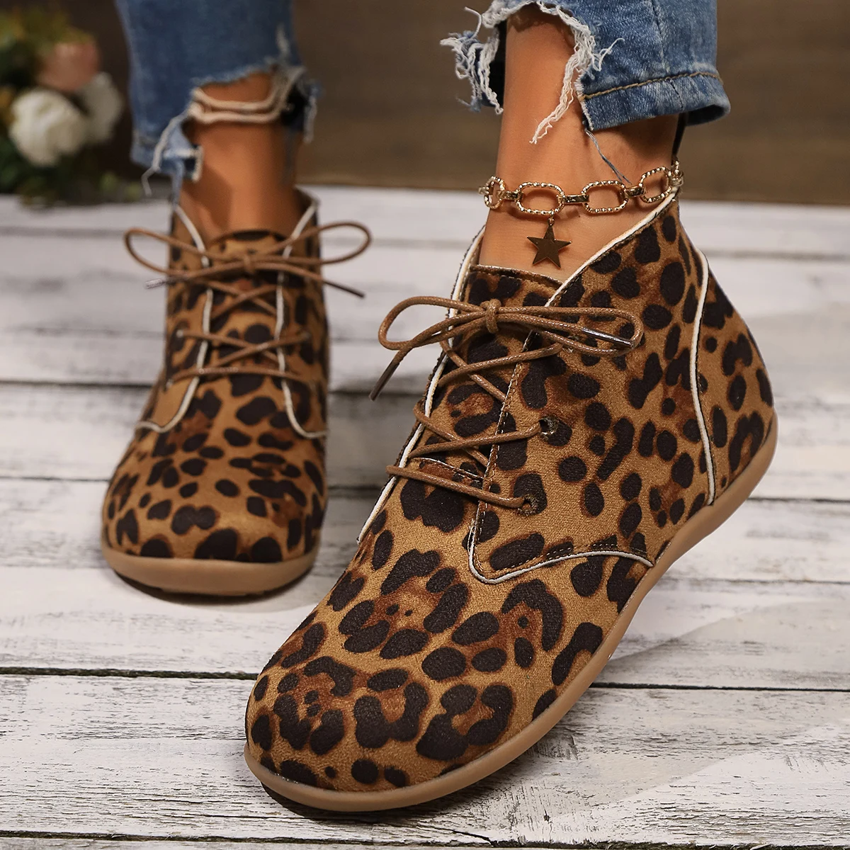 Leopard Print Flat Ankle Boots for Women 2024 Autumn Lace Up High Top Casual Shoes Woman Faux Suede Soft Bottom Work Botas Mujer