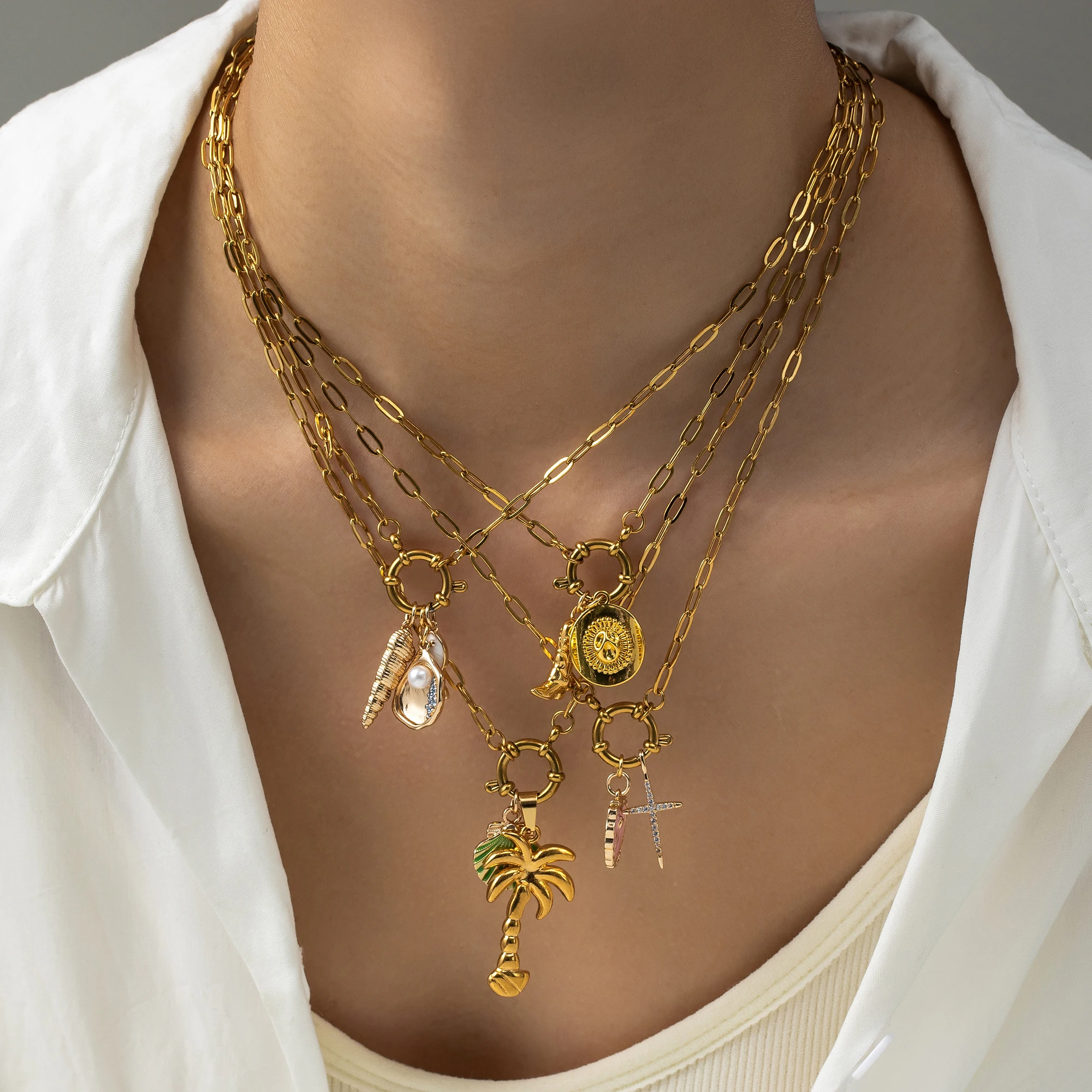Fashionable 18K gold-plated color preserving women's necklace, suitable for daily wear as a gift for wives and mothers