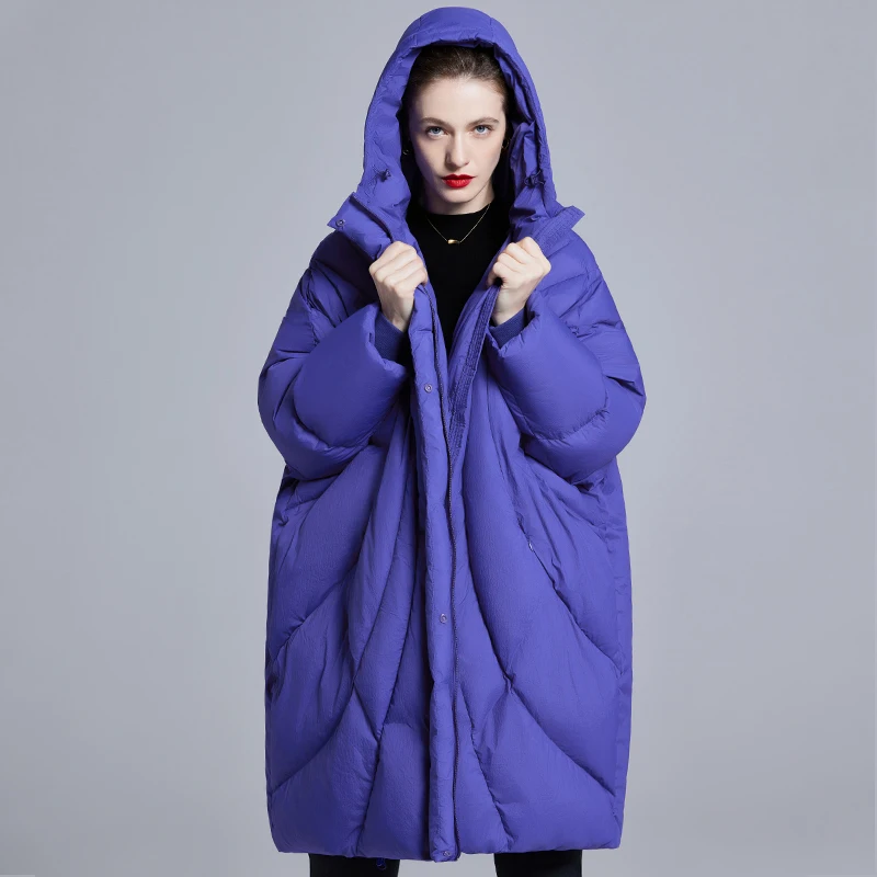Casaco feminino oversized com capuz, parka de inverno acolchoada com preenchimento de penas roxas e bolsos laterais, elegância minimalista quente