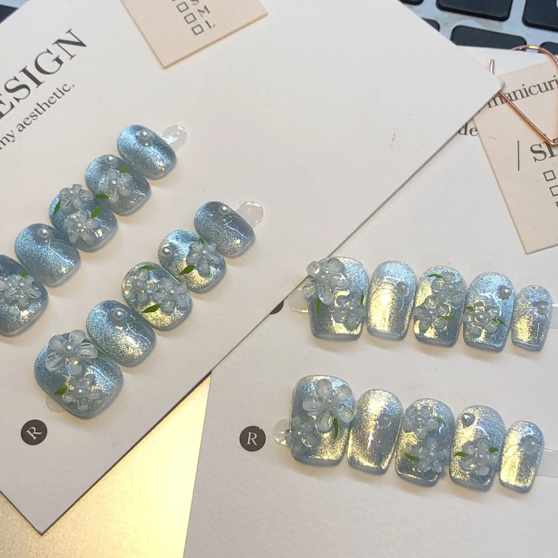

10Pcs Handmade Press on Nails Summer Three Dimensional Small Flowers Cat Eye Fake Nail short Ladder Removable Wearable Nail