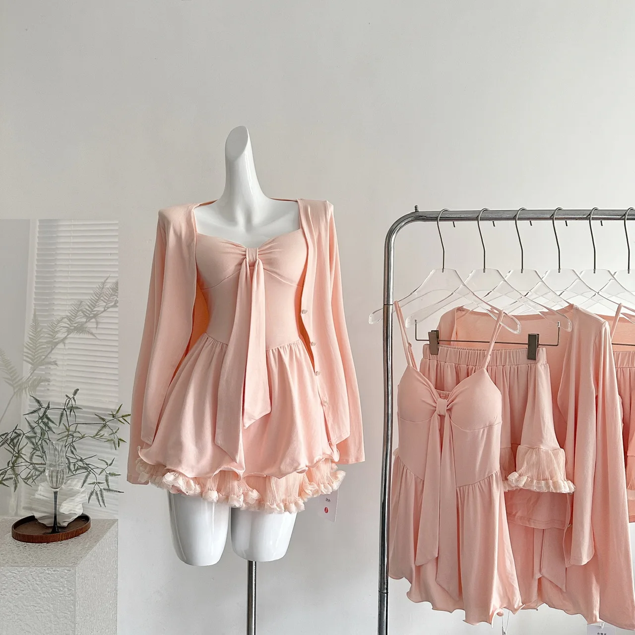 

Fashion Camisole Vest+ Cardigan + Casual Mini Skirt Three Piece Sets Women 2025 New Sexy Style Suits