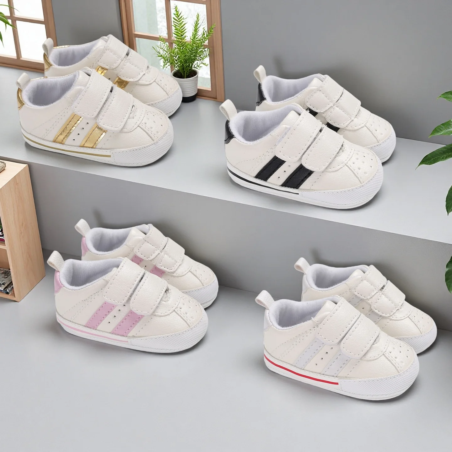 

NEW 0-18months Baby Soft Sole Sneakers Non-Slip White Pram Shoes For Infant Boy Casual Shoes Stripe Prewalker Trainers For Girls