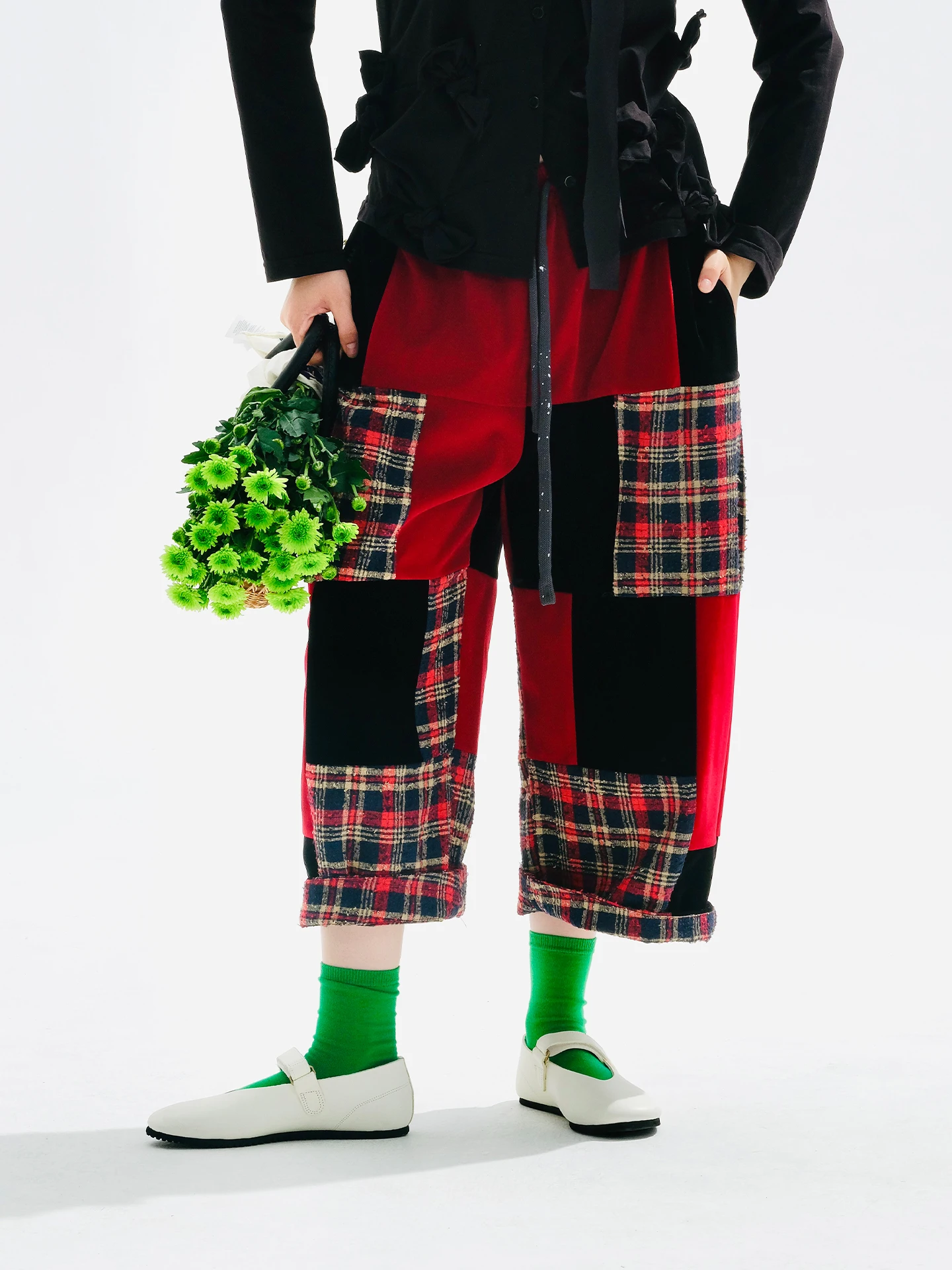 

imakokoni 2025 Autumn Retro Artistic Patchwork Plaid Flocked Casual Trousers for Women 255125