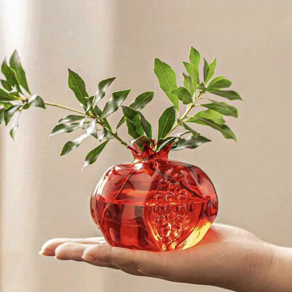 Red Glass Pomegranate Vase Chinese Style Mini Tabletop Hydroponic Flower Holder Home Office Desk Decorative Centerpiece