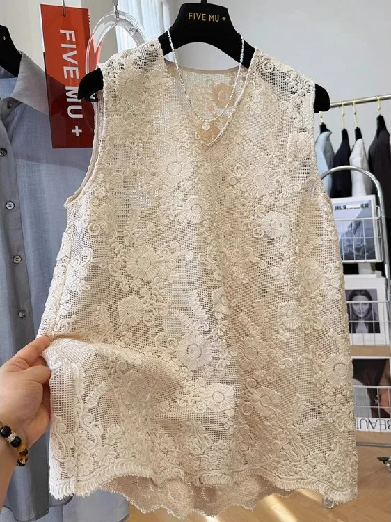 

Женский жилет Ele с v-образным вырезом и вышивкой на кружевном ремне, новинка 2025 года, многослойный уличный топ без рукавов, маленький утюг