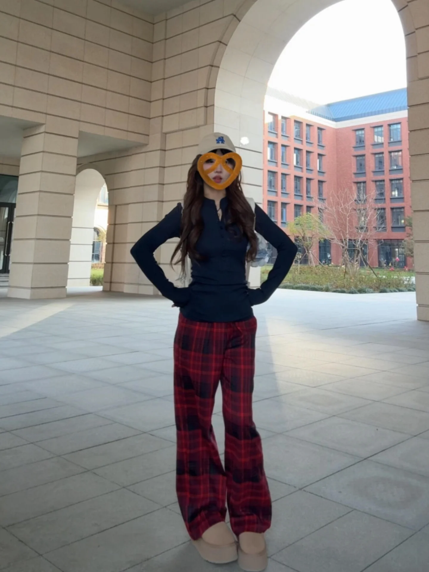 

Красные клетчатые утепленные женские повседневные брюки с высокой талией, прямые, широкие штанины, осенне-зимние, в корейском стиле, винтажные, в стиле lazy.