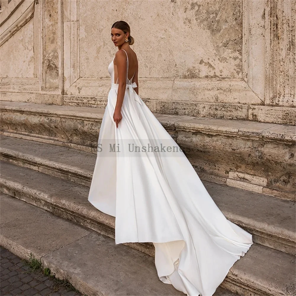 Sexy Backless Wedding Dresses 2024 Robe de Mariage Satin Pockets Wedding Gowns Castle Church Bridal Dress Women Couture