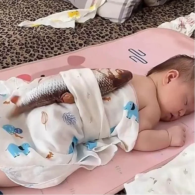 

Soothing Baby Toy Sleeping Aid Butt Kicking Interactive Moving Swing Fish Plush Doll Children's Plaything EVA Material for 4-...