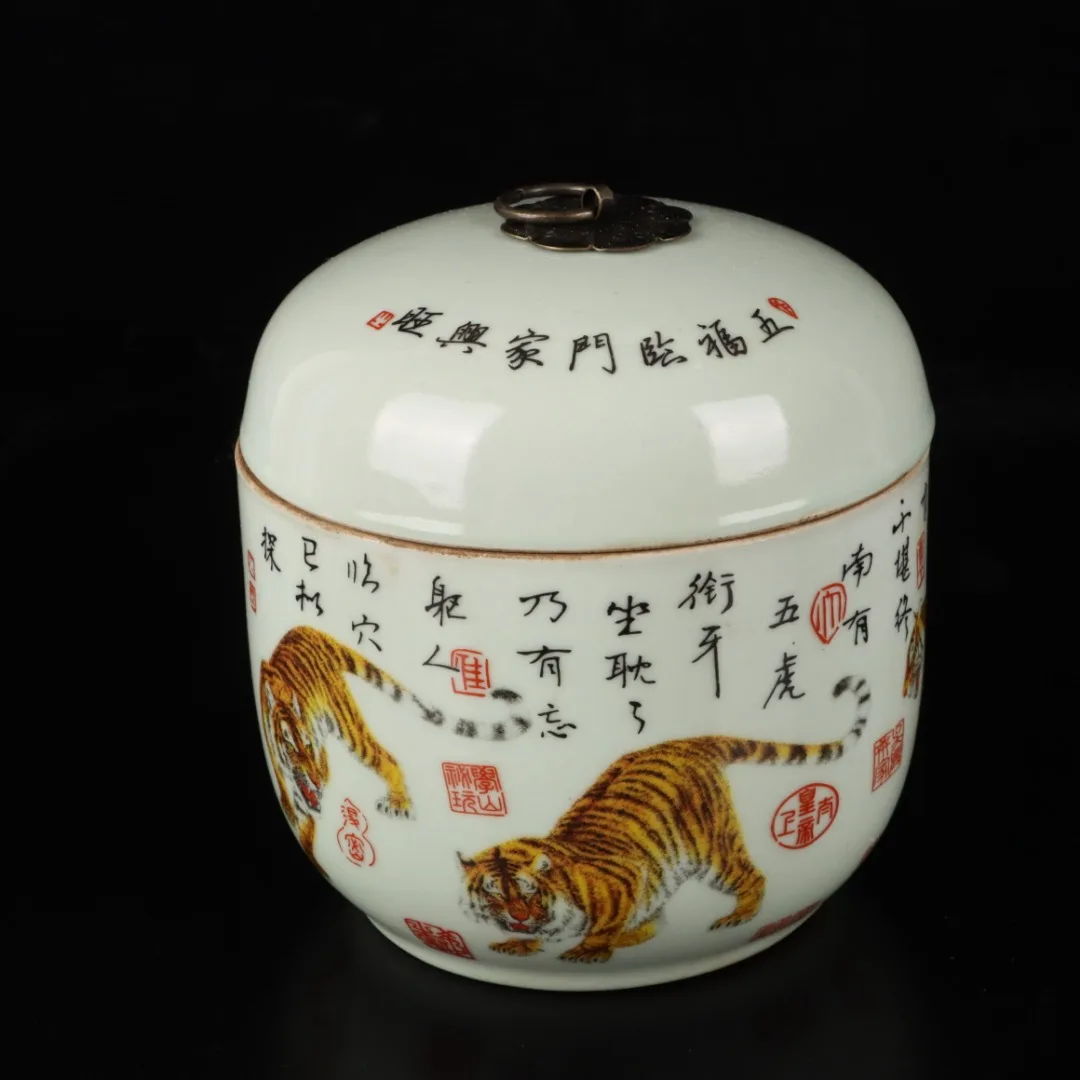 Jingdezhen Antique Famille rose porcelain Five Tiger Pattern Small Ginseng Jar Ceramic Exquisite Crafts Home Desktop Decoration