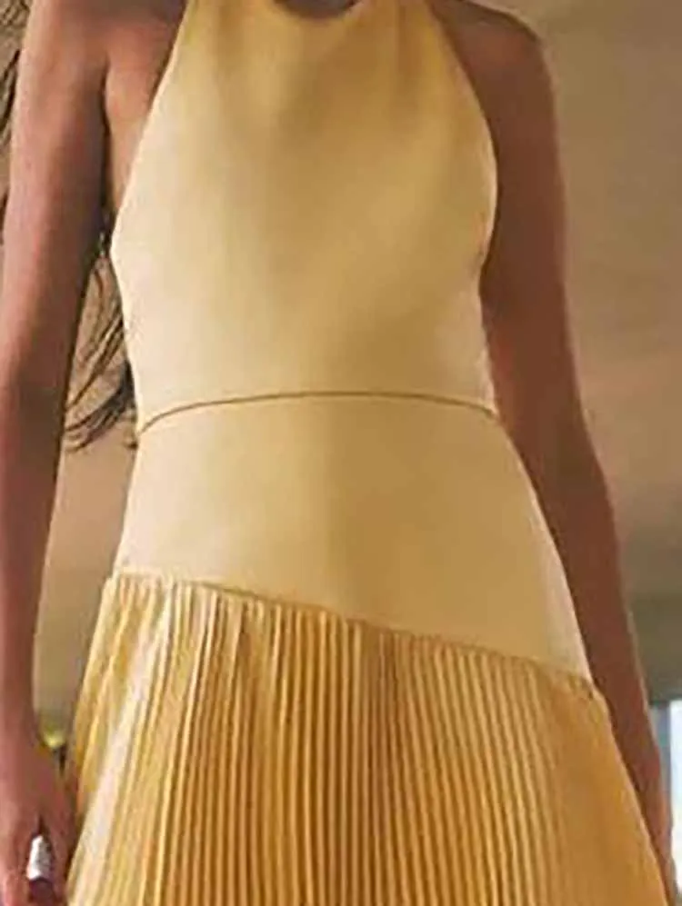 섹시한 홀터 슬리브리스 홀로우 아웃 플리츠 드레스 우아한 새틴 스플라이스 이브닝 드레스 패션 솔리드 컬러 슬림 빅 헴 롱 드레스