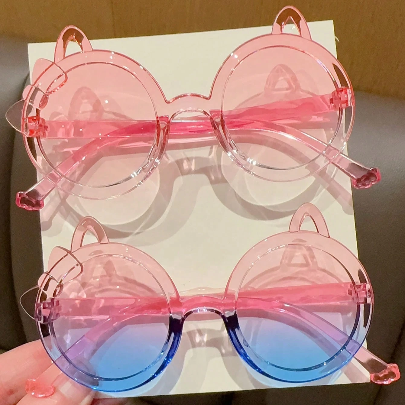 2/4 個 2025 最新のかわいいファッショングラデーション中空猫耳蝶結びファッションメガネ保護眼鏡、カードのみ表示、発送はしません