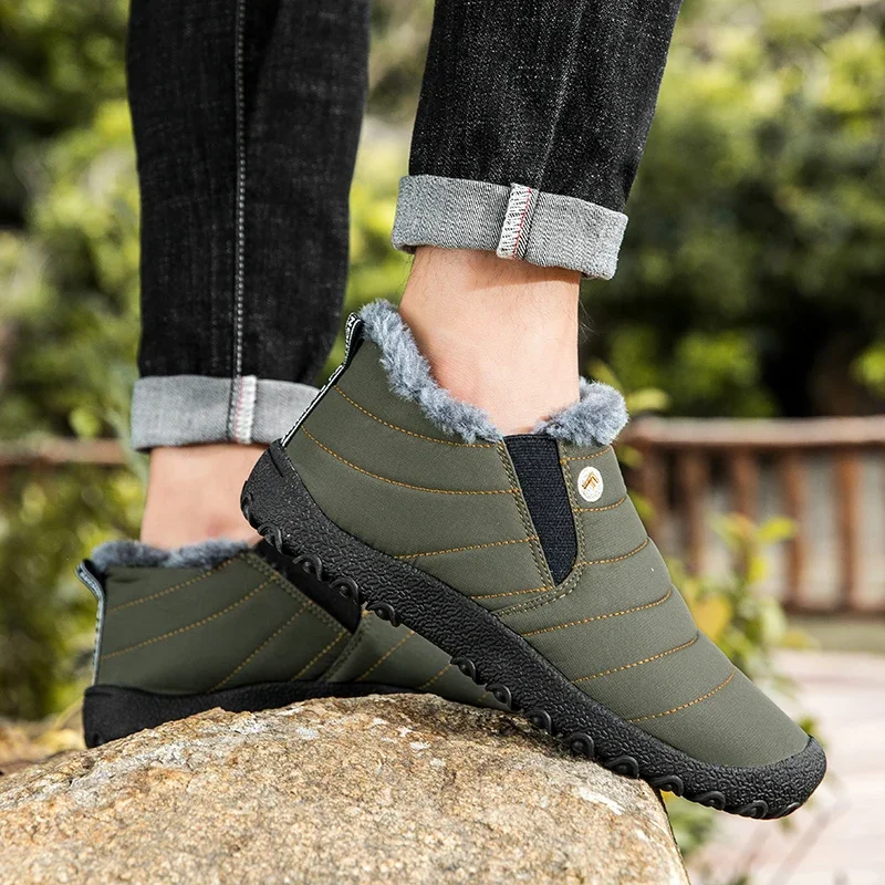 Plush New Warm Ankle Boots for Waterproof Men Boots Men Snow Boots Female Winter Shoes Keep Warm Flat Unisex Men Shoes