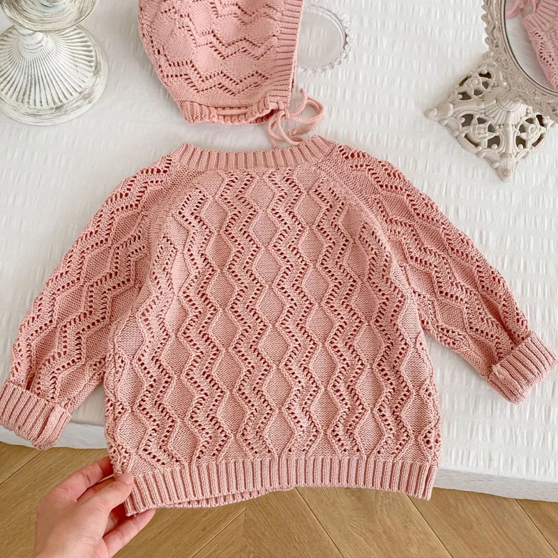 New autumn baby clothing, 0-3 year old baby girl solid color sweater versatile cardigan hollowed out knitted long sleeved jacket