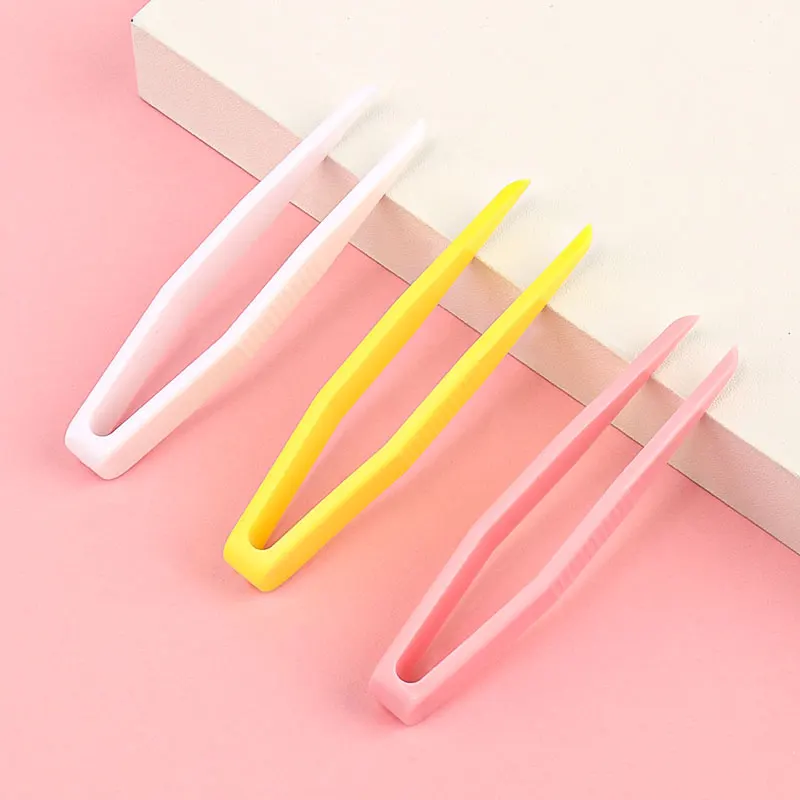 Pinzas de plástico para pestañas, Clip para cejas, Clips para párpados dobles, máscara Facial, asistente de belleza, herramienta portátil, suministros de maquillaje, 10 Uds.