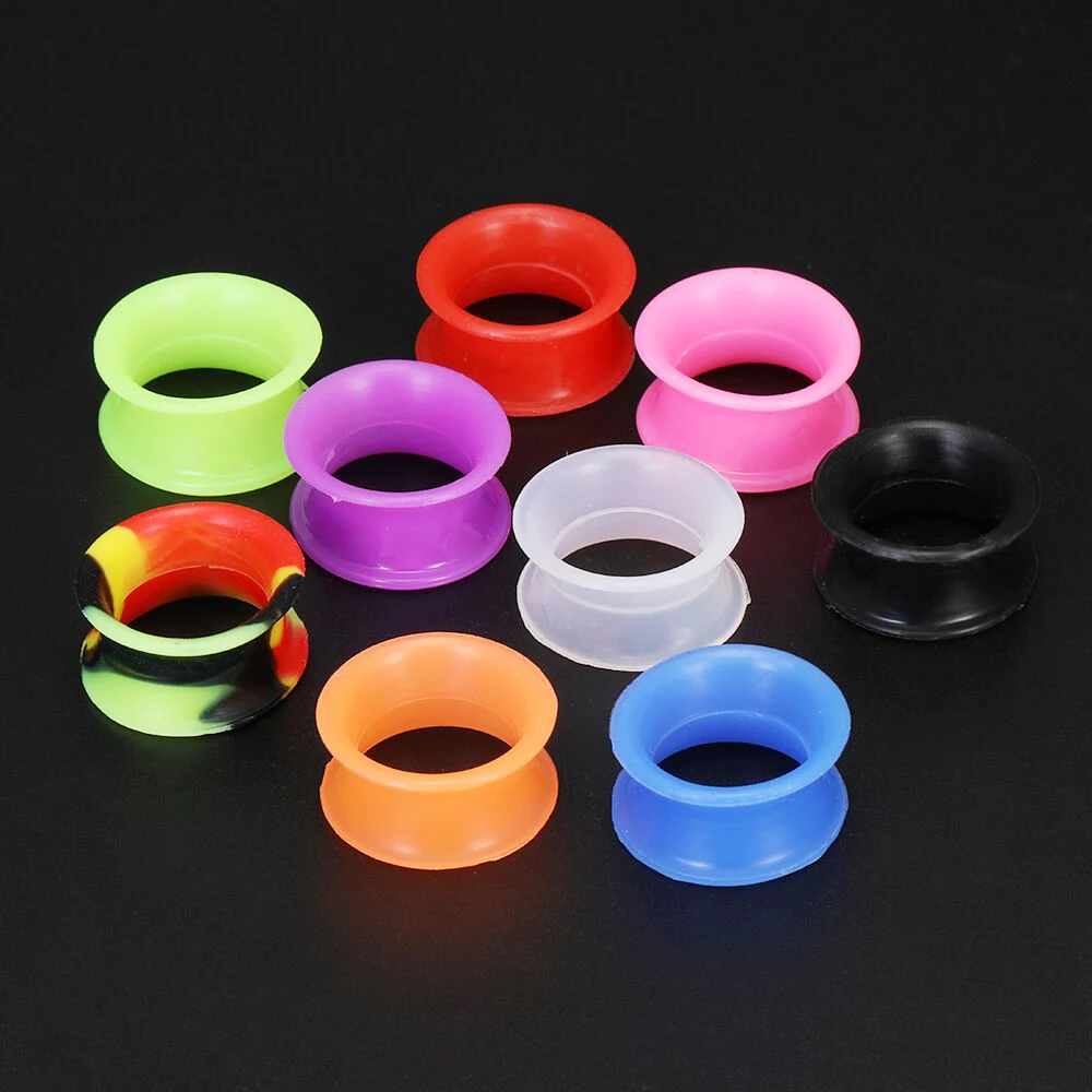 AOEDEJ 1 paio Silicone flessibile tappi per le orecchie sottili Tunnel 12 colori doppio svasato Expander Piercing gioielli orecchino in Silicone