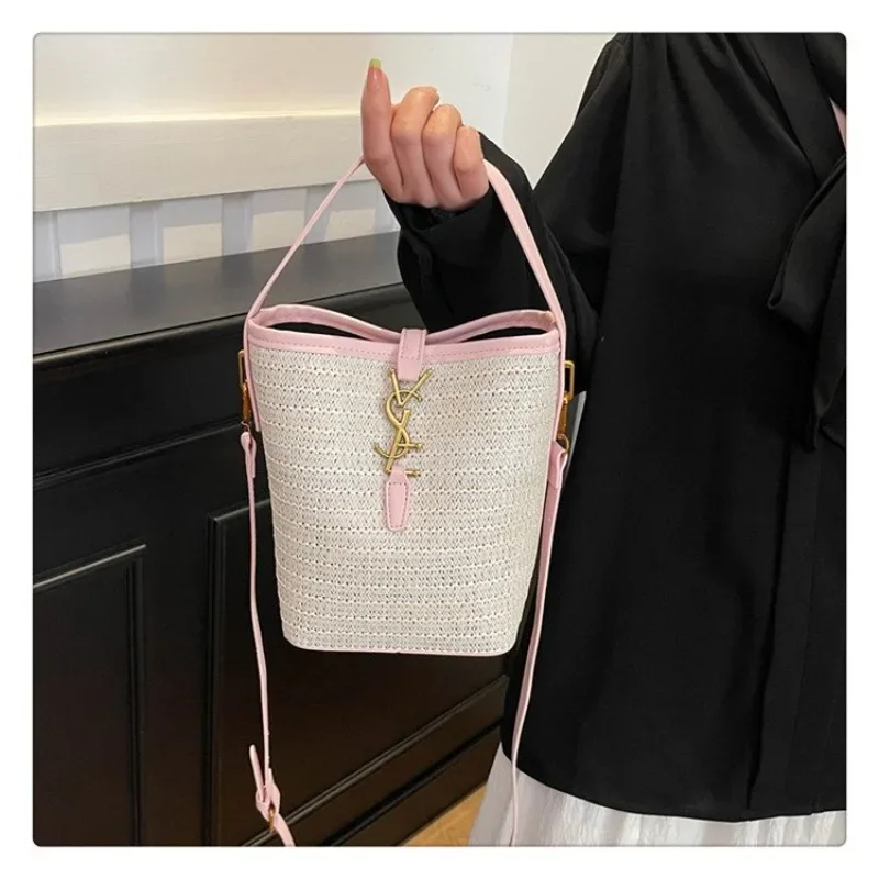 The 2025 New Luxury Design Crossbody Bag for Women Is A Multi-functional and High-end Commuter Handheld Bucket Bag