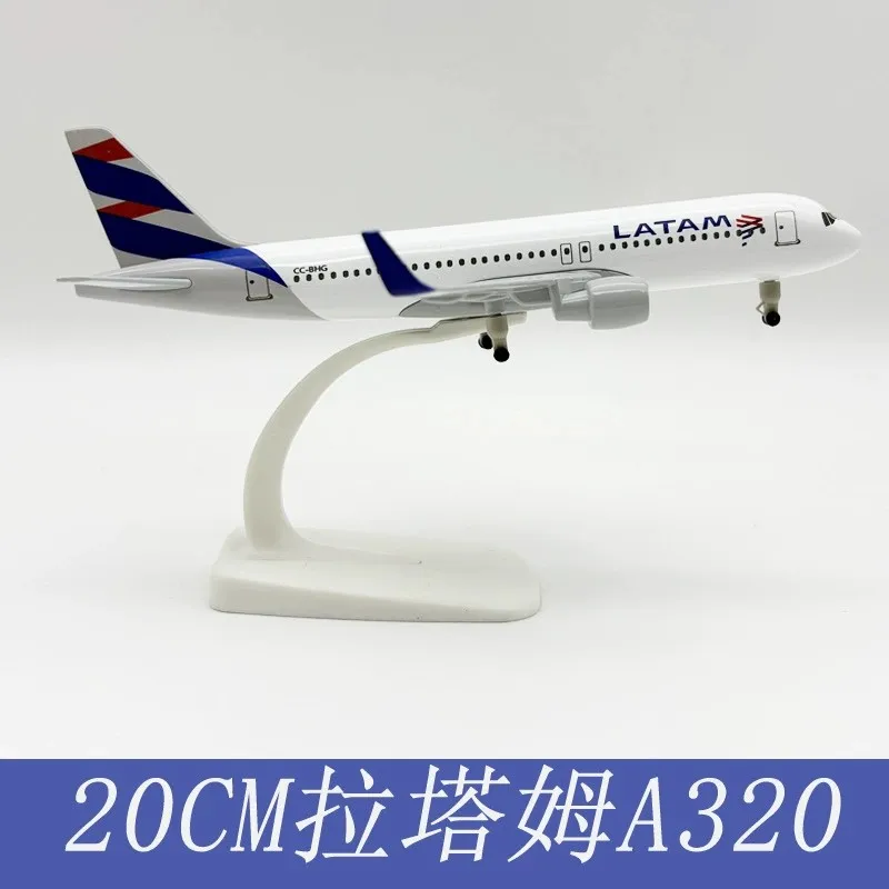 

20CM Diecast Metal A320 Series Alloy Airplane Model Toy A320 Latam Airlines Chile Aircraft Plane With Landing Gears Toy For