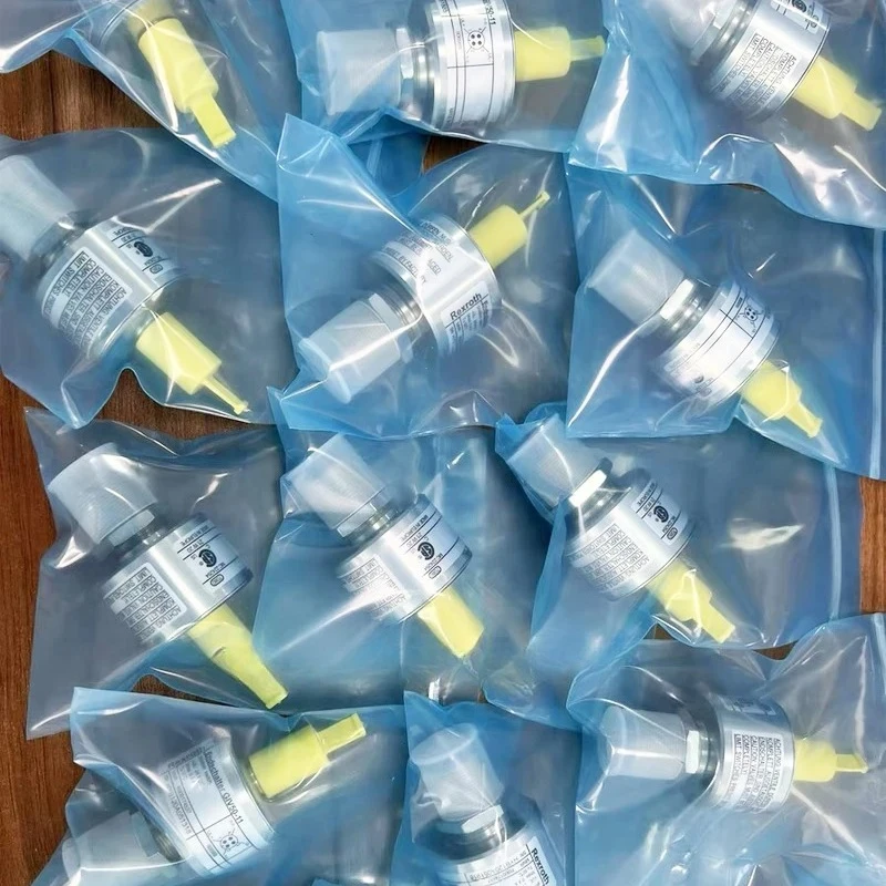 

Оригинальный датчик: GIV50-11 R900174537 SN:HYB120A051750