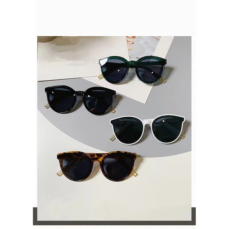 Classic Vintage Small Frame Oval Sunglasses Women's Outdoor Leisure Sun Glasses Summer Trend Lady Eyewear UV400 Gafas De Sol image 6