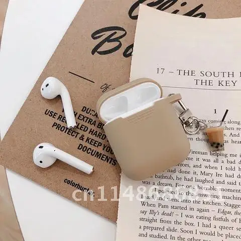 Силиконовый чехол для iPhone Airpods 1 2
