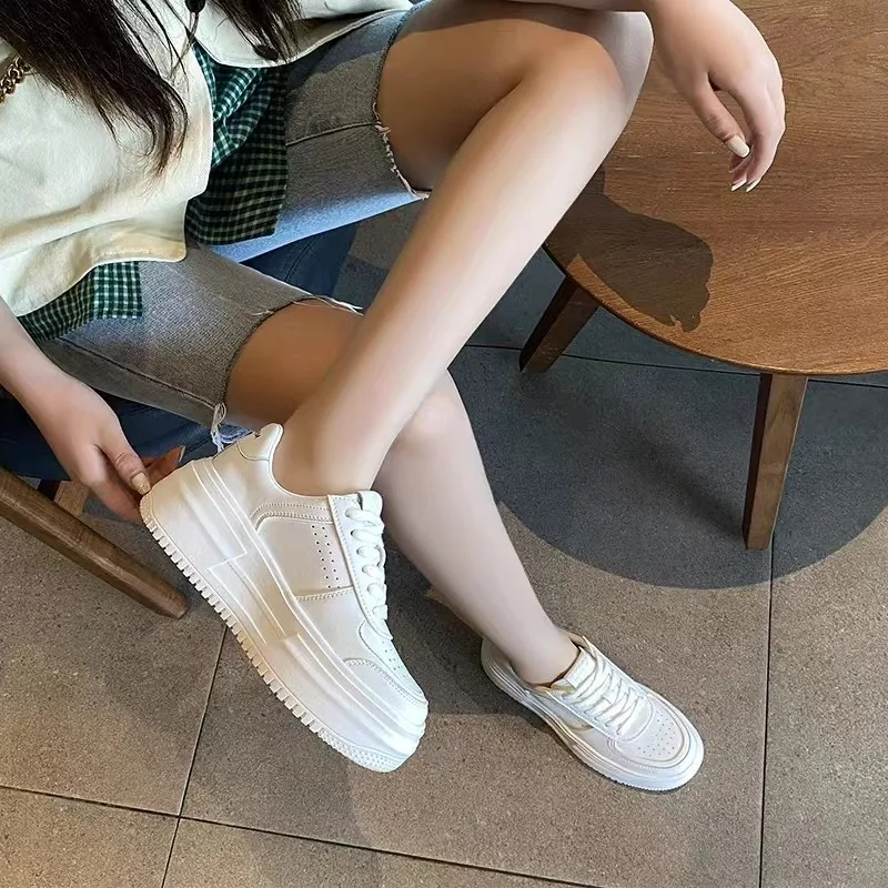 2024 New Leather Women's White Casual Woman Vulcanize Sneakers Breathable Sport Walking Running Platform Flats Shoes