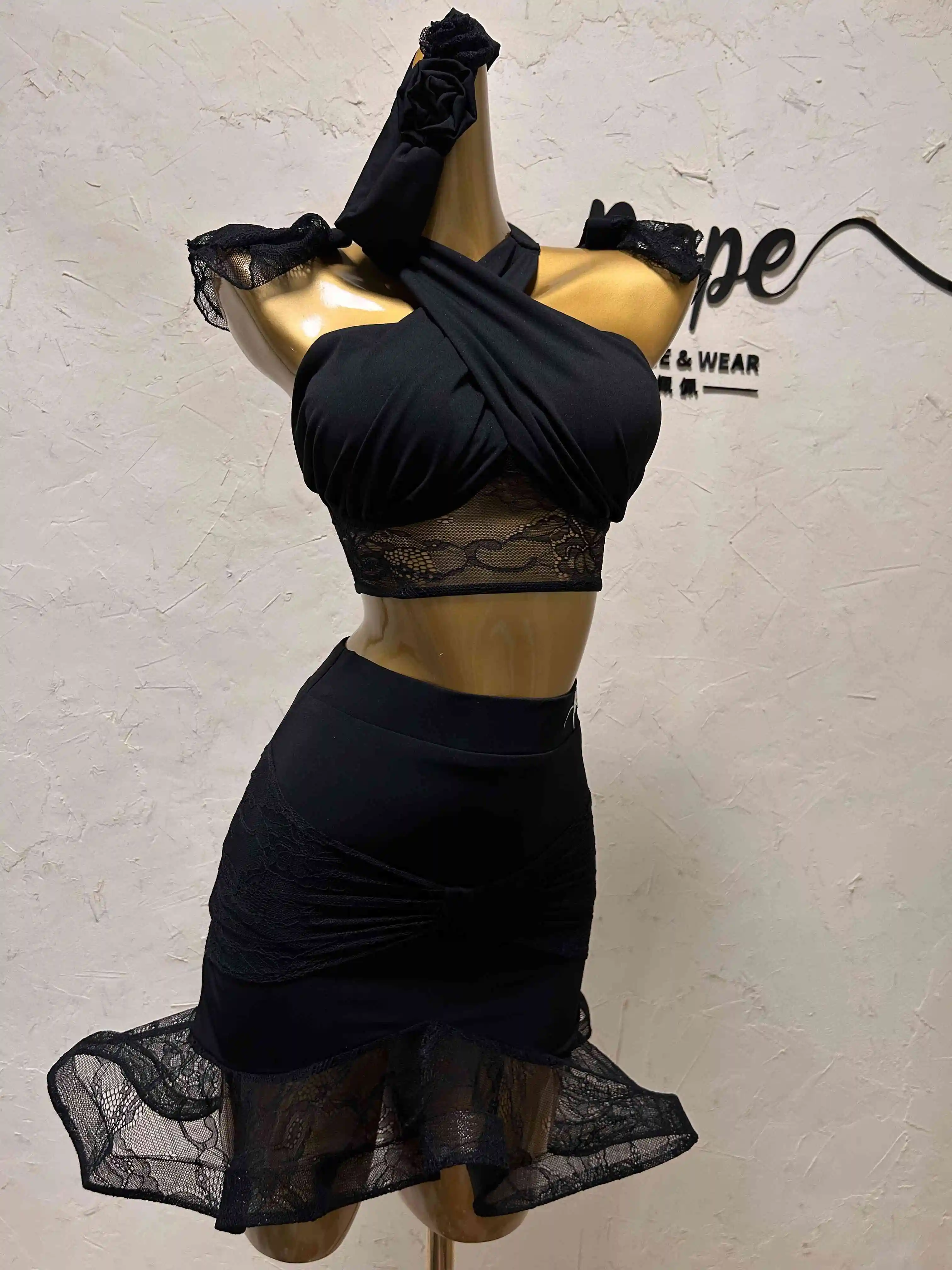 2024 Cross Strap Neck Hanging Lace Fishbone Skirt Latin Dance Practice Outfits Chacha Rumba Tango Women Latin Dancewear DQS17417