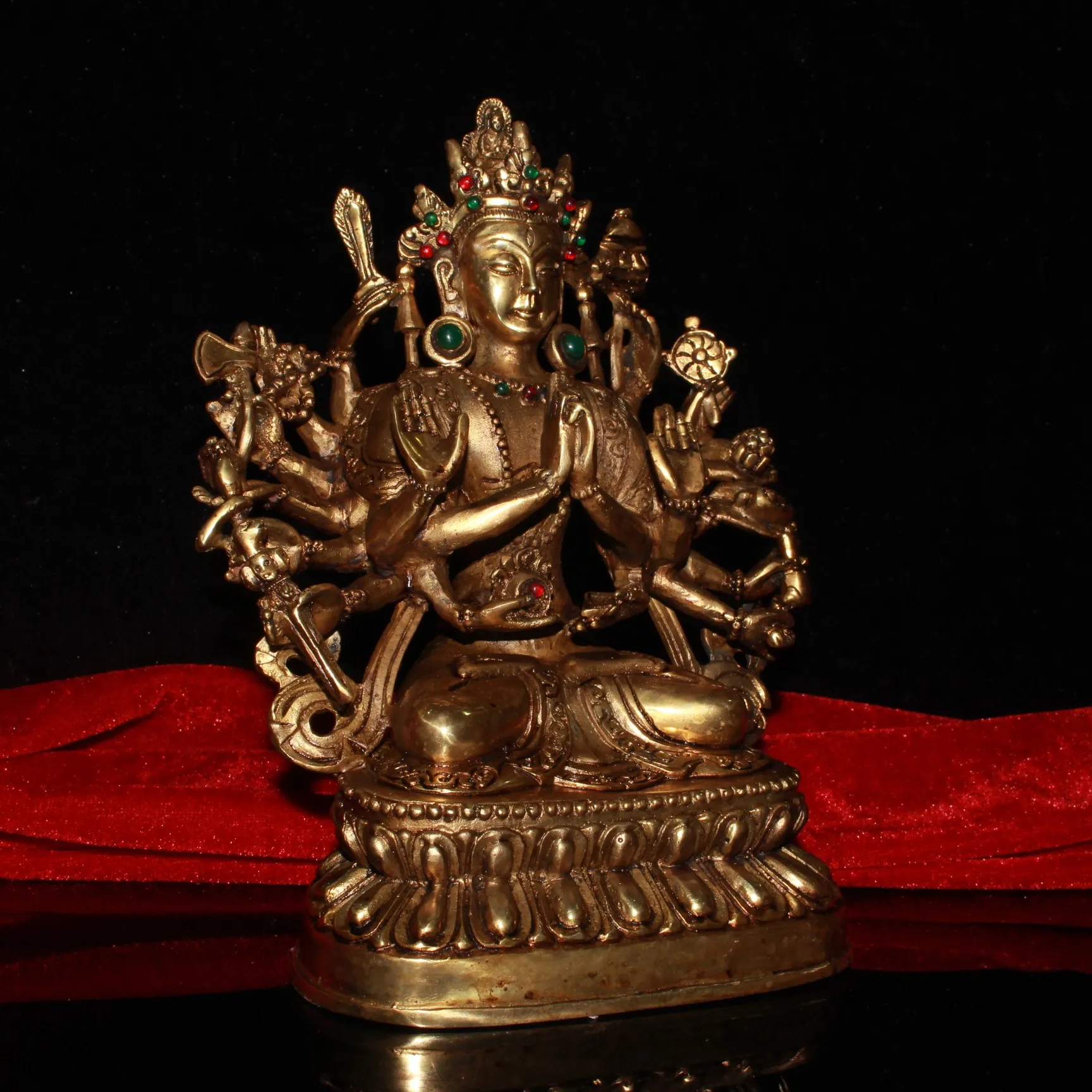 Chinese Pure Copper Inlaid Gemstone Gilt Double Lotus Base Thousand-handed Avalokitesvara Buddha Statue Buddhist Supplies